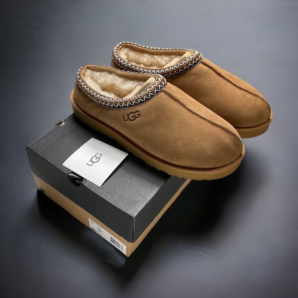 Men's UGG Tasman Slipper in Chestnut Suede - Picture 4 of 5